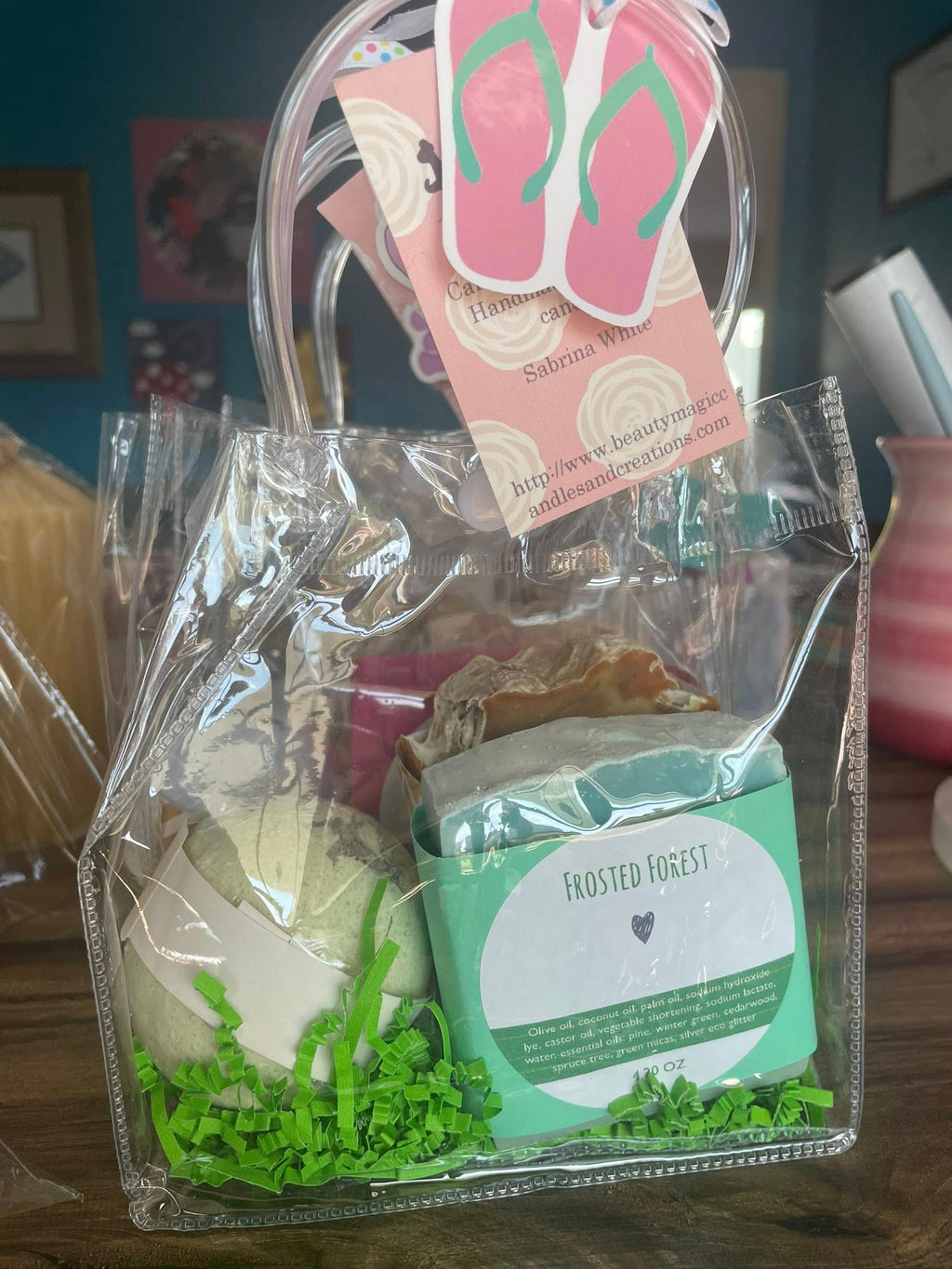 Gift Set Bath Bomb & 2 Soaps